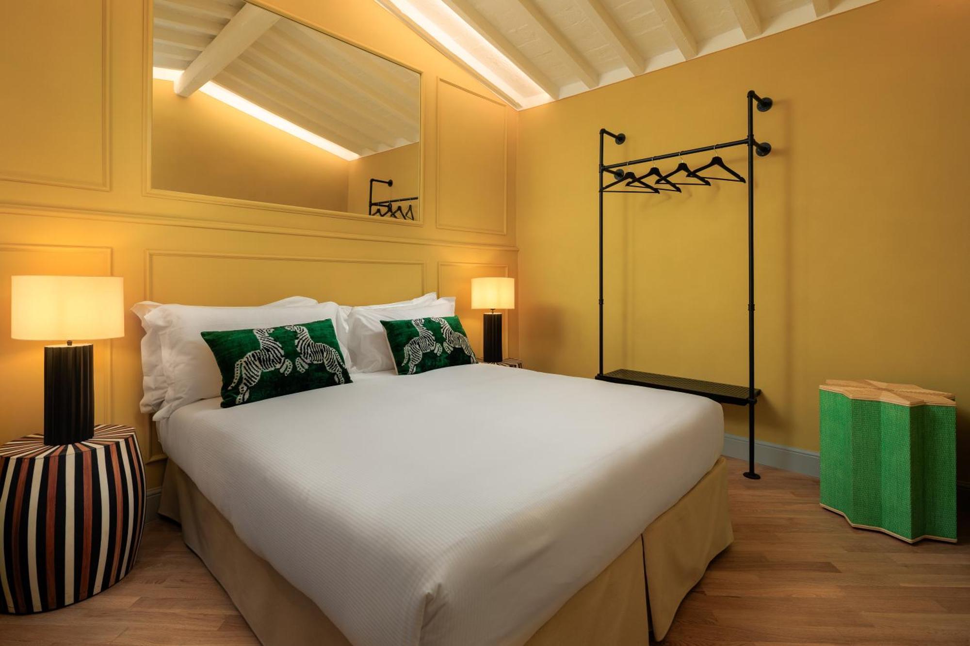 Enchanting Penthouse With A Breathtaking 360 Degrees Panoramic View In The Heart Of Apartment Florence
