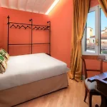 Enchanting Penthouse With A Breathtaking 360 Degrees Panoramic View In The Heart Of Florence