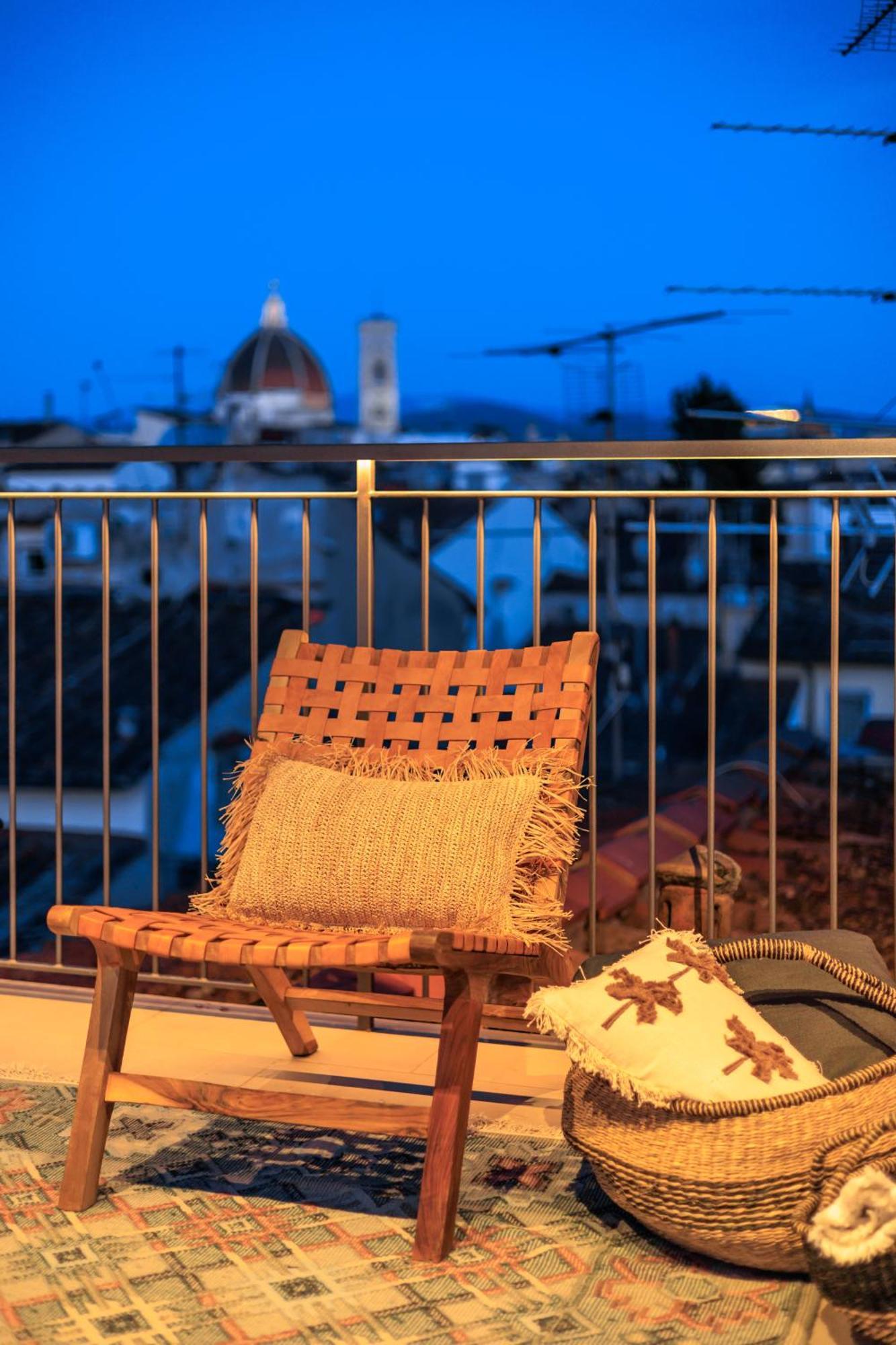 Enchanting Penthouse With A Breathtaking 360 Degrees Panoramic View In The Heart Of Florença